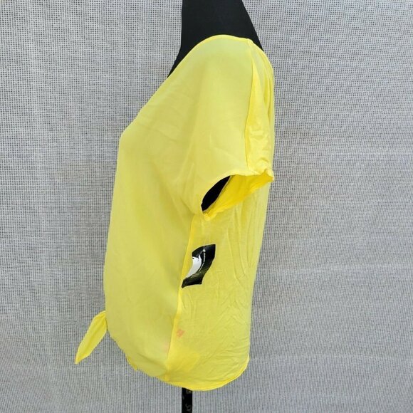 Women's INC Blouse. Size Small.  ***FLAWED *** - Picture 3 of 12